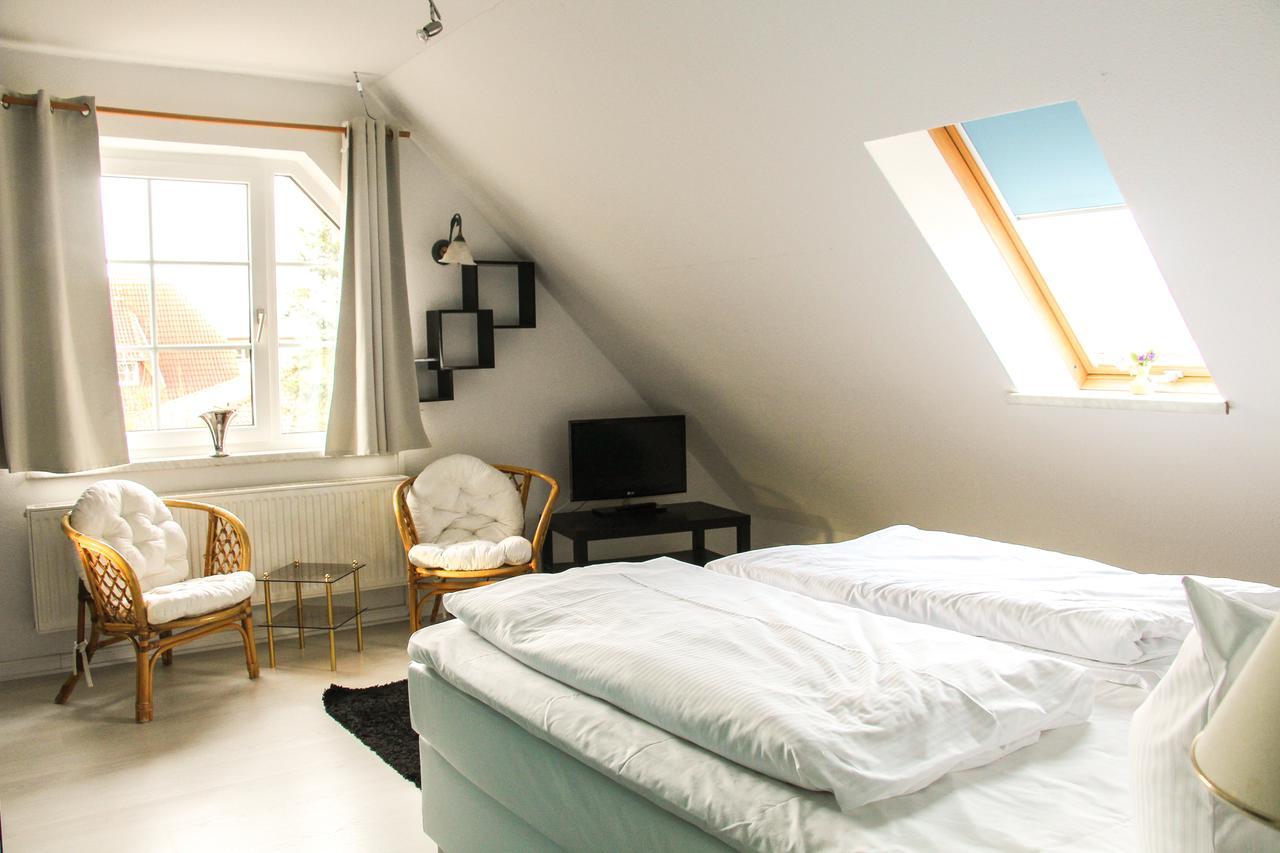Ferienwohnanlage Schwabe Mit Schwimmbad Apartment Rerik Exterior photo