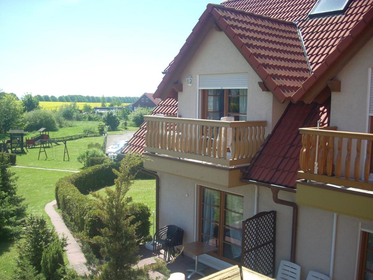 Ferienwohnanlage Schwabe Mit Schwimmbad Apartment Rerik Exterior photo